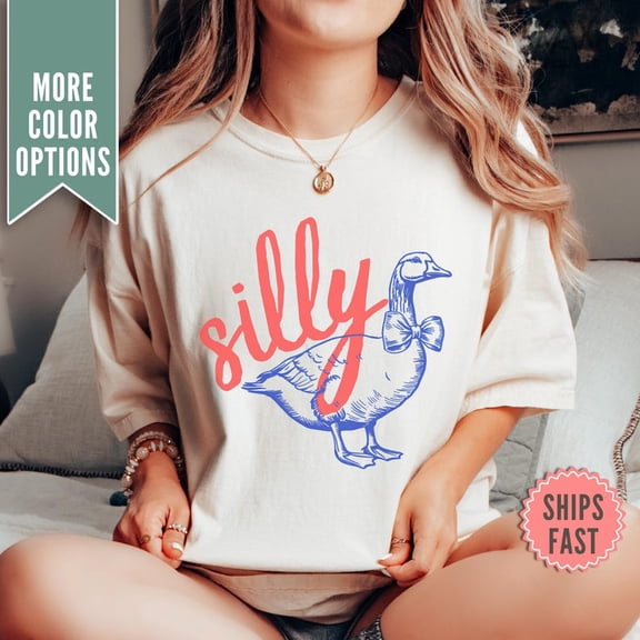 Silly Goose Shirt, Silly Goose TShirt, Aesthetic T-shirt's, Funny Shirt Gift, Trendy Tee Retro Funny Meme Gift, Funny Goose TH190557