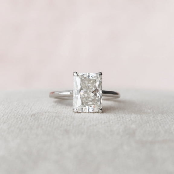 Silvago Jewel Excellent 2 Ct Radiant Cut Diamond Rings for Her - White Gold Plated 14K Diamond Rings for Women's - Engagement Hidden Halo Rings for Women's - Under-Halo Rings for Women's