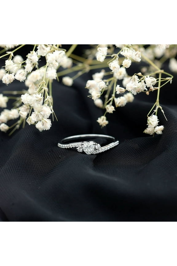 ry 1.46 Ct Heart Cut Moissanite Rings - 14K White Gold Plated Rings - Proposal Rings - Gorgeous Anniversary Gift for Women's - Silver Moissanite Beautiful Special Occasion Rings