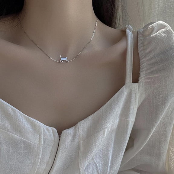 Silver Cat Pendant Necklace Minimalist Curved Bar Style Animal Jewelry for Women 1 pc