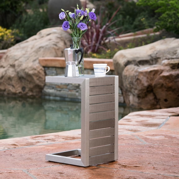 Silver Color - Minimalist Look - Outdoor Entertaining - Add a Touch of Elegance