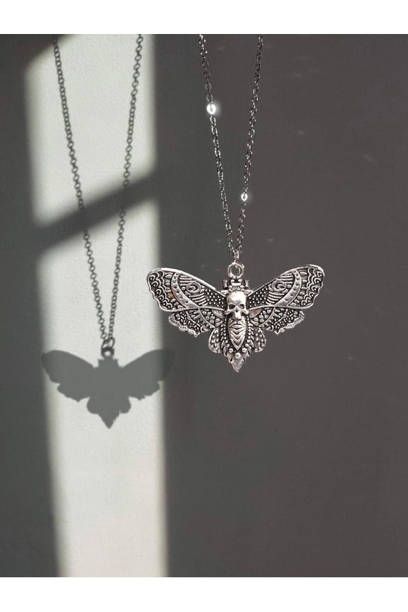 Silver Gothic Skull Moth Pendant Necklace In Silvertone Metal For Everyday Wear