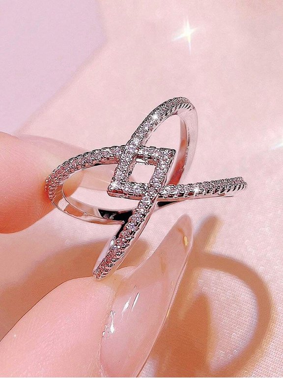 Silver Interlocking Knot Cubic Zirconia Ring
