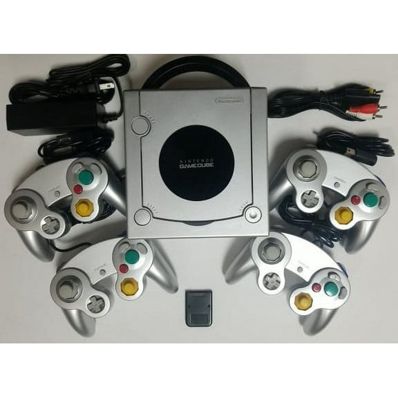 Pre-Owned Silver Nintendo Gamecube Bundle / Four Controllers / Memory Card
