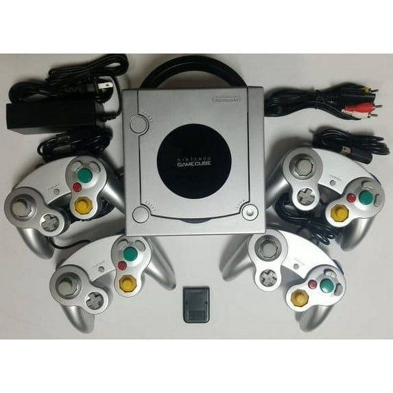 Pre-Owned Silver Nintendo Gamecube Bundle / Four Controllers / Memory Card
