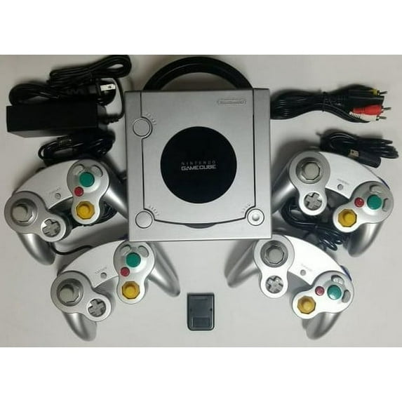 Pre-Owned Silver Nintendo Gamecube Bundle / Four Controllers / Memory Card