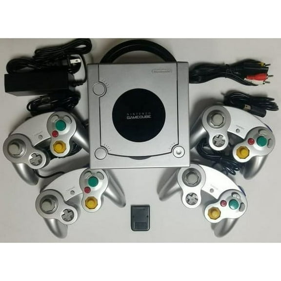 Pre-Owned Silver Nintendo Gamecube Bundle / Four Controllers / Memory Card