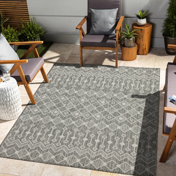 Silver Rug, 94in x 123in, Polypropylene Main Material / Durable for Living Room & Patio