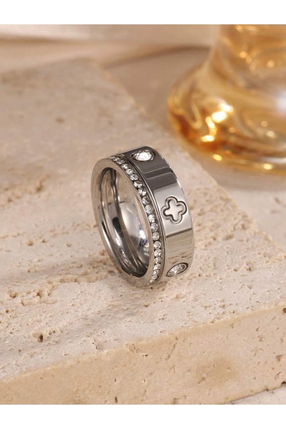 Silver Stainless Steel Four-Leaf Clover Ring With Cubic Zirconia Accents, Elegant Daily Wear Jewelry For Women
