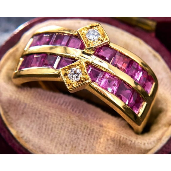 Silver & Stone Jewels Pink CZ Band Ring Gift For Enagement/ 925 Silver Wedding Band