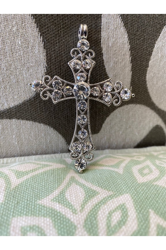 Silver Tone Rhinestone Cross Pendant ; Rhinestone Cross Pendant ; Bling Jewelry ; Pendant ; Bling Pendant