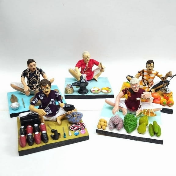Simonart And Printing Golu Dolls, 5-Piece Set