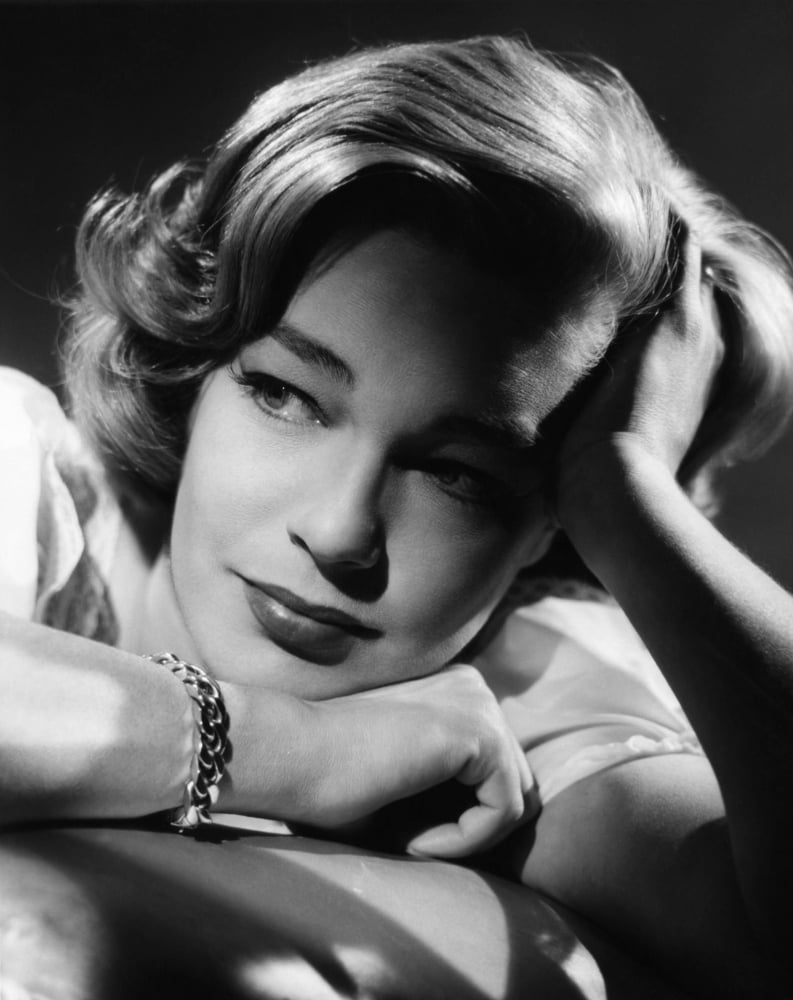 Simone Signoret Canvas Art - (16 x 20)
