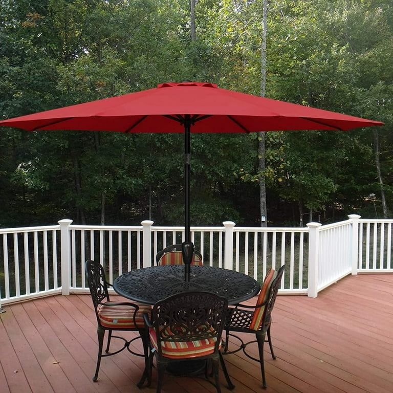 emily henderson best patio umbrella Designer Spotlight: Emily Henderson's Upgraded Mountain Home Deck