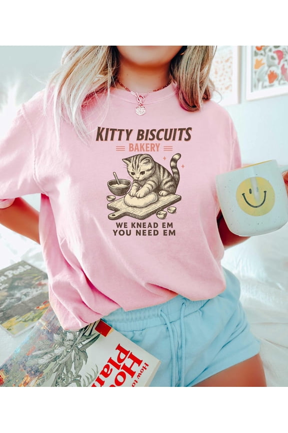 Cat Biscuit Shirt, Cute Kitty Biscuits Bakery Retro Style Graphic Tee, Baking Gifts for Her, Cat Lover Baker Tshirt, Kitten T-Shirt
