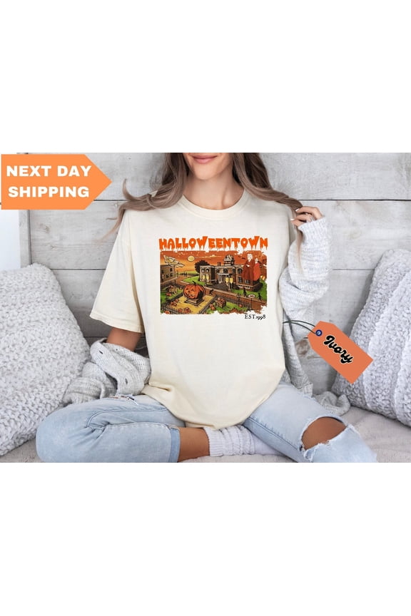 Halloweentown Shirt, Shirt, Retro Halloweentown T-Shirt, Halloweentown University Tee, Gift, Pumpkin Tee