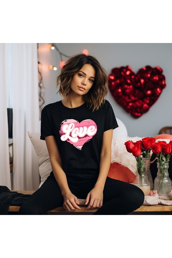 Retro Love Valentines Day Shirt,Valentines Day Shirts For Woman,Heart Shirt,Cute Valentine Shirt,Valentines Day Gift,Valentines Gift T-shirt