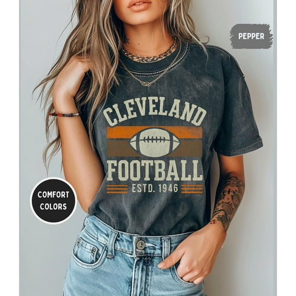 Simple Fit Vintage Cleveland Football Shirt - Unisex Tee, Cleveland Team T-Shirt, Distressed Sports Apparel Football Fan Gift Tee All Size S-5Xl