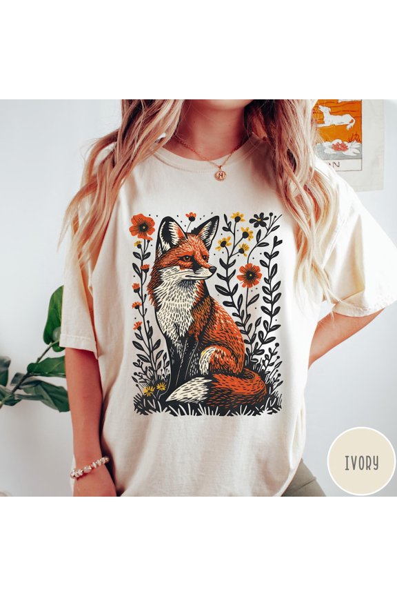 Fox T-Shirt, Vintage Fox Tshirt, Retro Nature Shirt, Graphic Tee, Trendy Womens Shirt, Outdoorsy Animal T-Shirt, Fox Gift