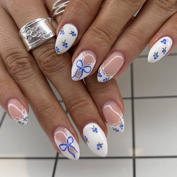 Simple Fresh Blueberry Press-On Nails, Short Almond False Nails, French Style Wearable Nail Tips