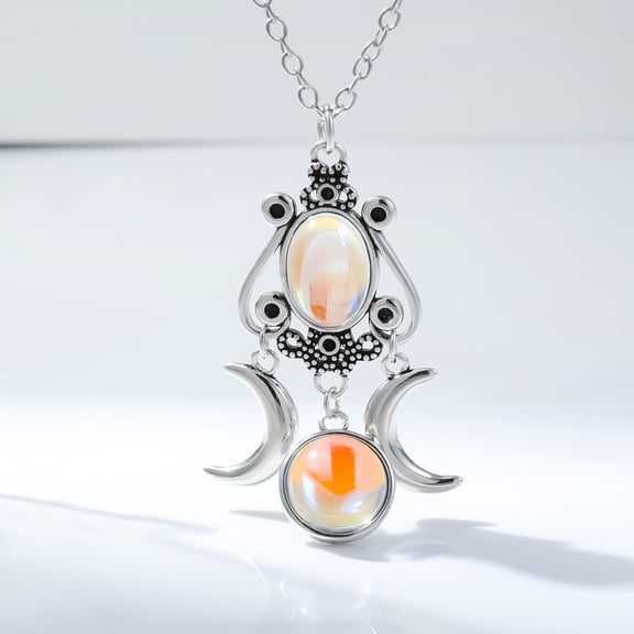 Simple Moon Moonstone Clavicle Chain