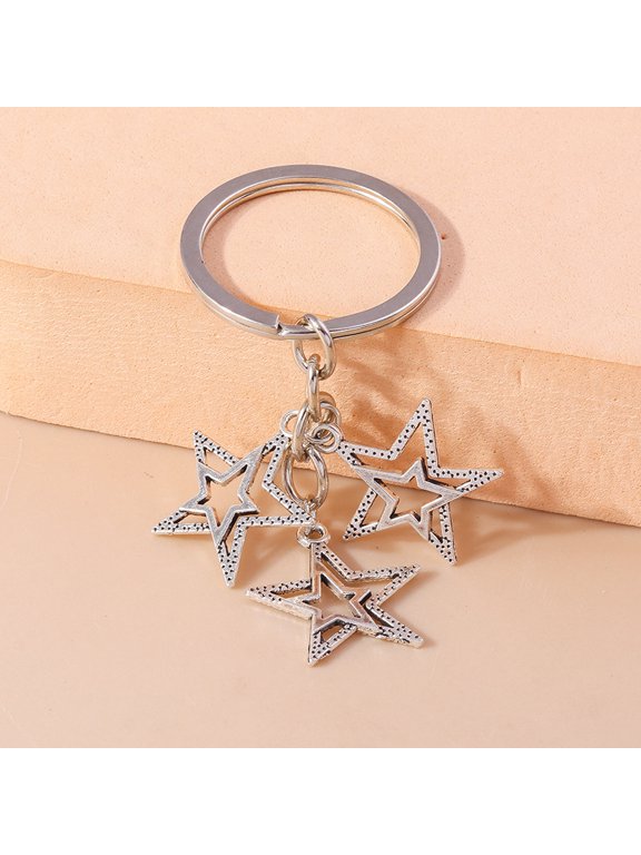 Simple Personality Metal Hollow Pentagram Pendant Keychain Creative Star Key Ring Accessories