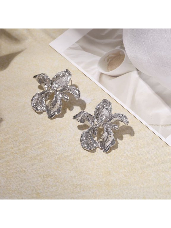 Simple Silver Color Metal Big Plant Ginkgo Leaf Earrings for Women Fashion Statement Stud Earring Jewelry Gift Pendiente