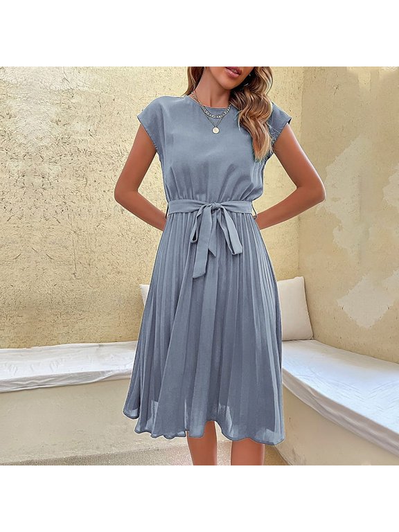 Simple women's summer casual solid color pleated dress