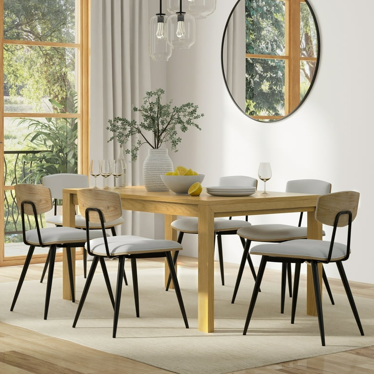 Simpli Home Wilson Rectangle Dining Table In Oak Veneer