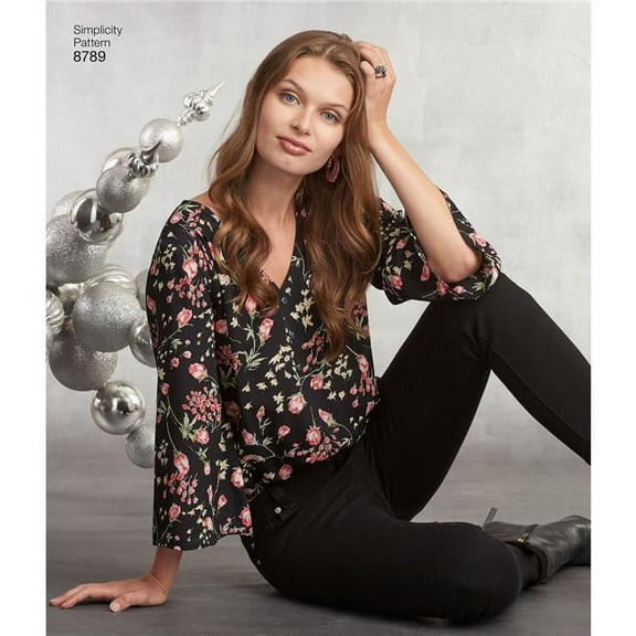 Simplicity Size XS-XL Tops, Vest, Jackets & Coats Pattern, 1 Each