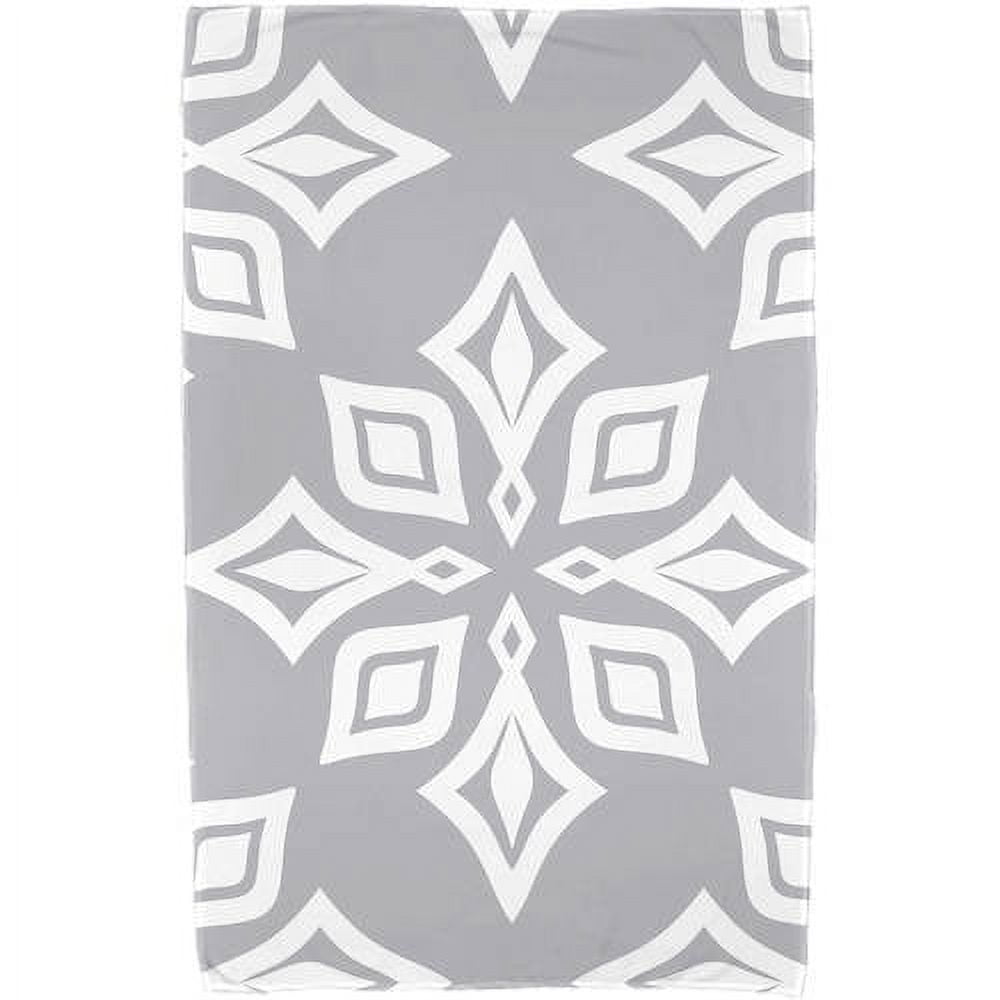 Simply Daisy 30" x 60" Beach Star Geometric Print Beach Towel
