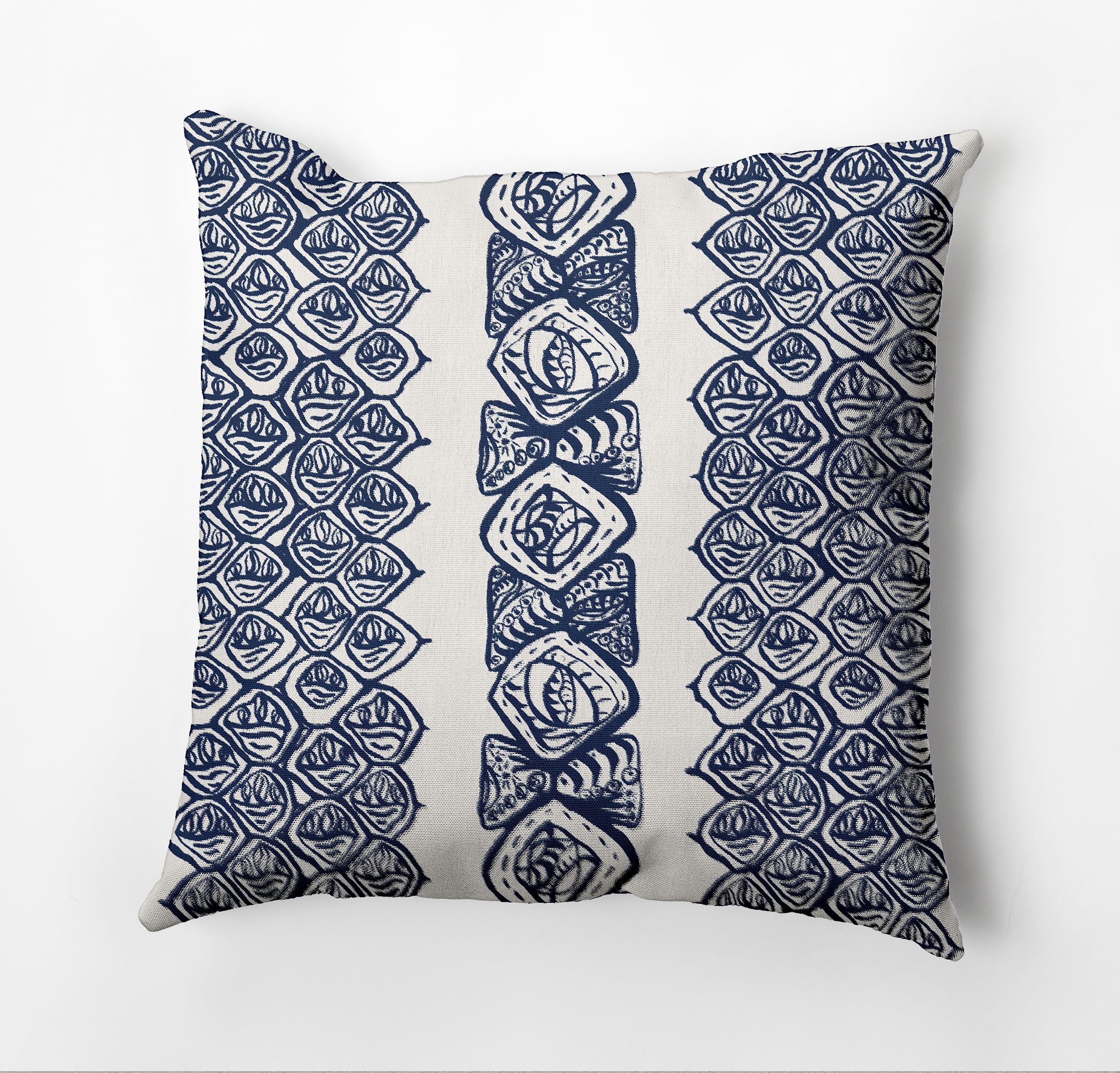 Simply Daisy Central Comb Outdoor Pillow, Blue/White, 20 in x 20 in