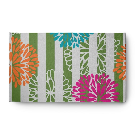 Simply Daisy Flora and Fauna Area Rug, 3' x 5'