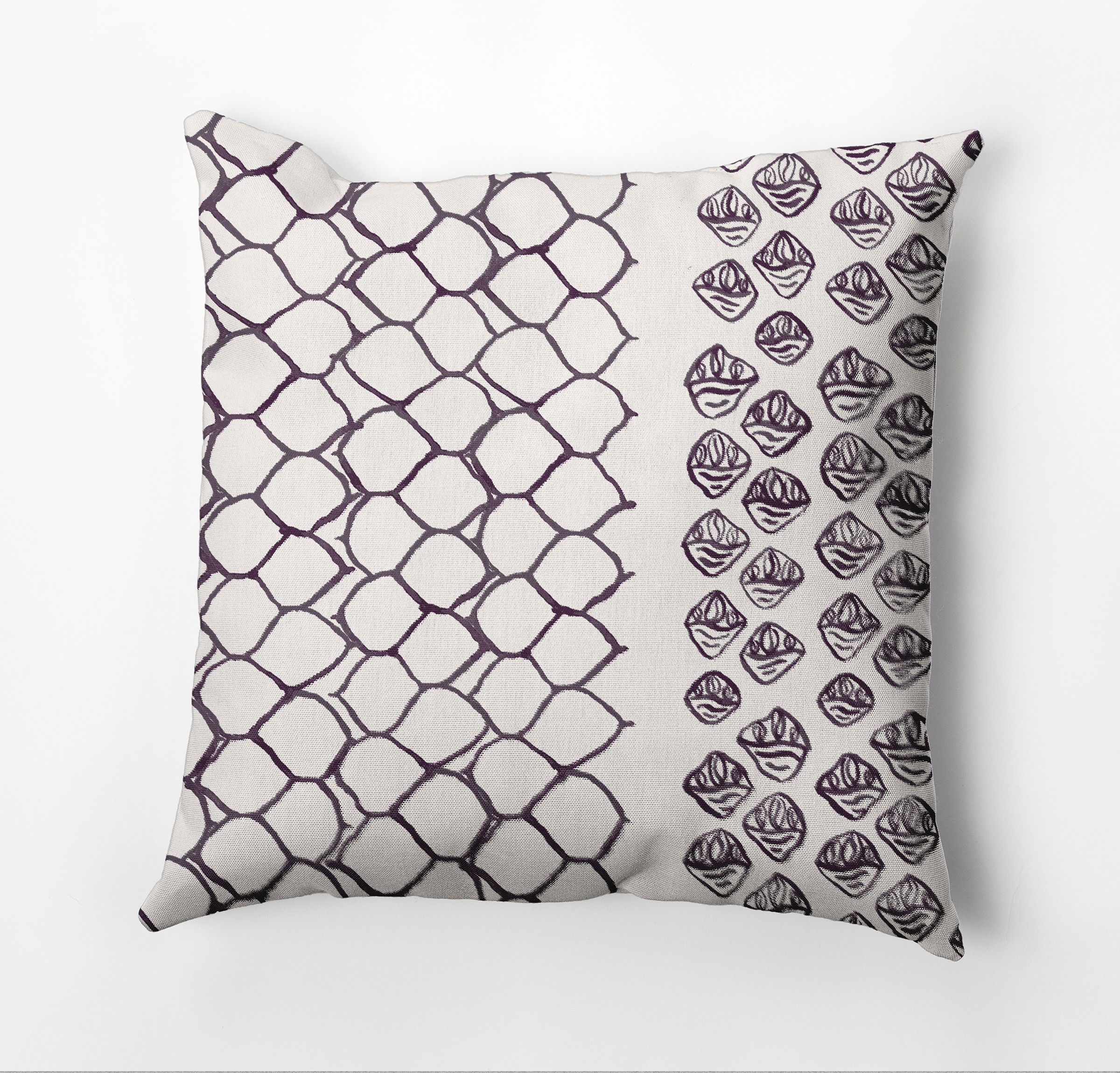 Simply Daisy Honeycomb Split Outdoor Pillow, Purple, 18 in x 18 in