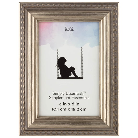Studio Decor Simply Essentials Silver Scallop Edge Frame