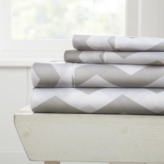 Simply Soft Striped Patterned 4 Piece Bed Sheet Set