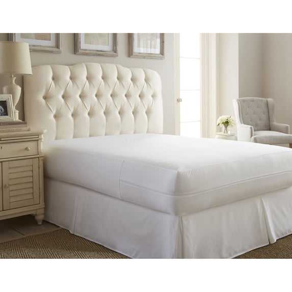 Simply Soft Zippered Mattress Protector by ienjoy Home