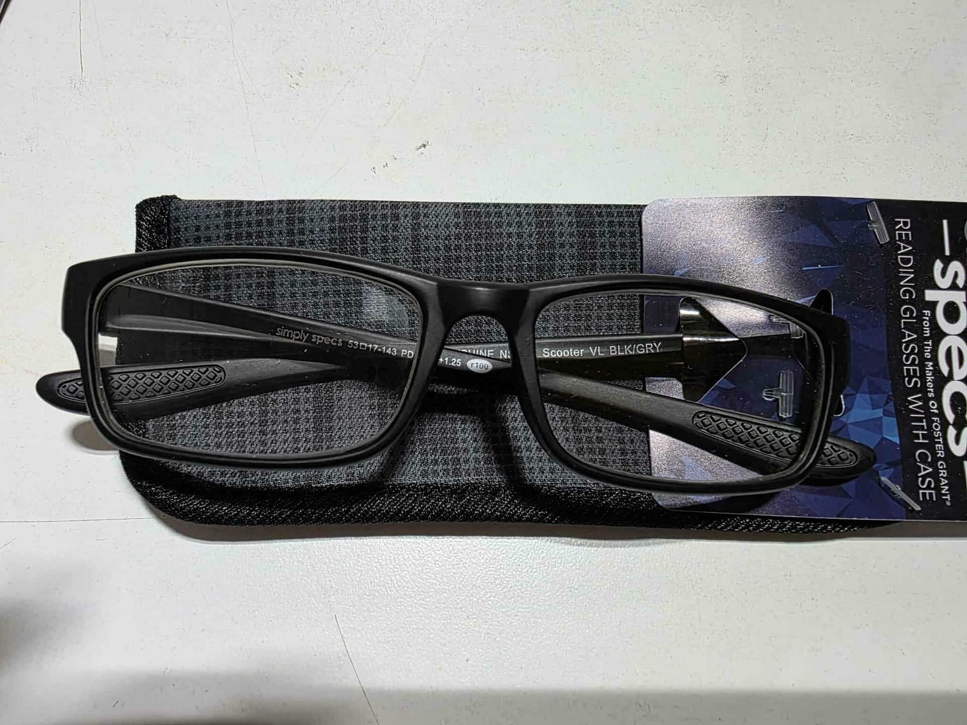 Foster Grant Simply Specs Reading Glasses Scooter Black