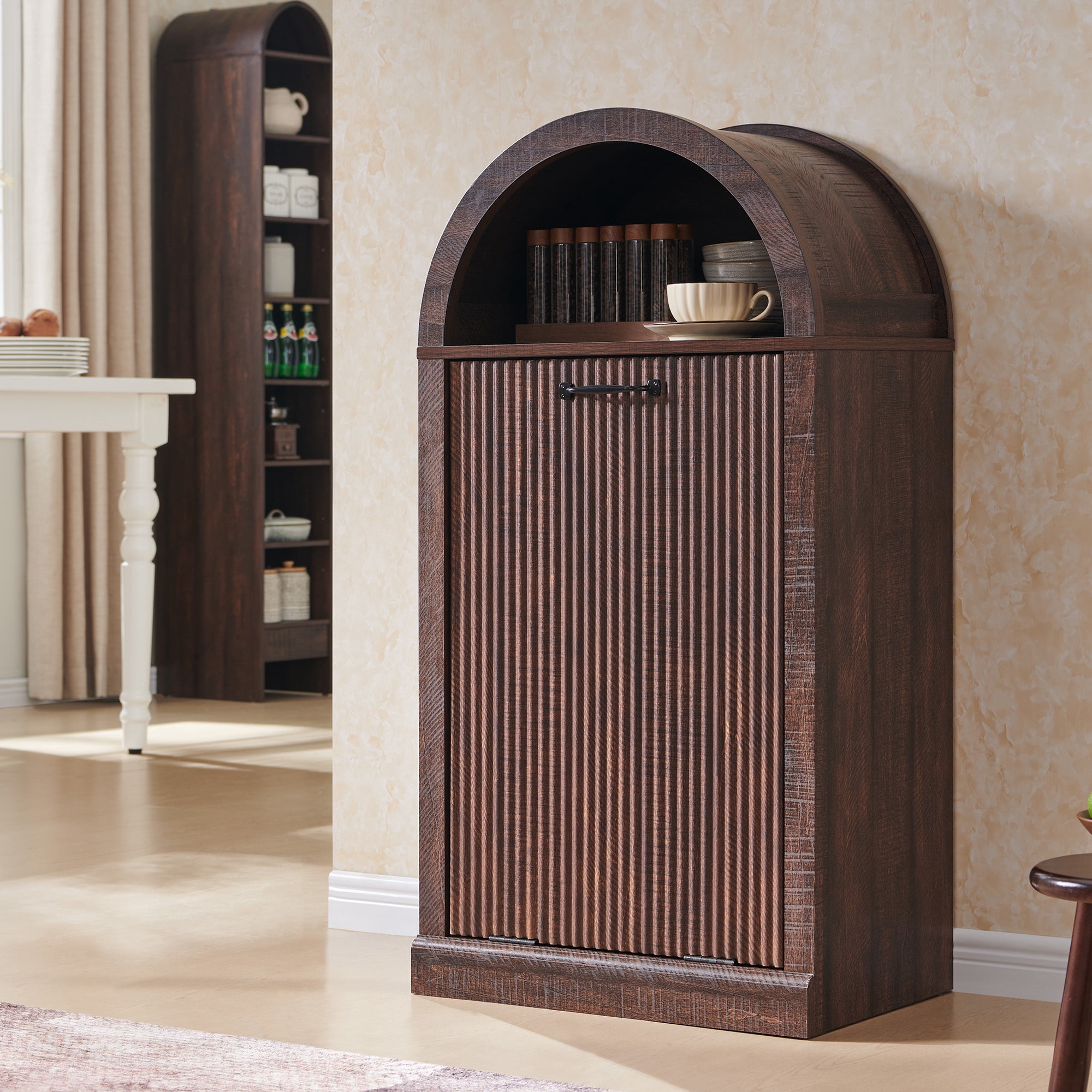 SinCiDo Fluted Arched Tilt-Out Trash Can Cabinet, 10 Gallon Hidden Garbage Can with Storage Basket for Kitchen, Living Room, Brown