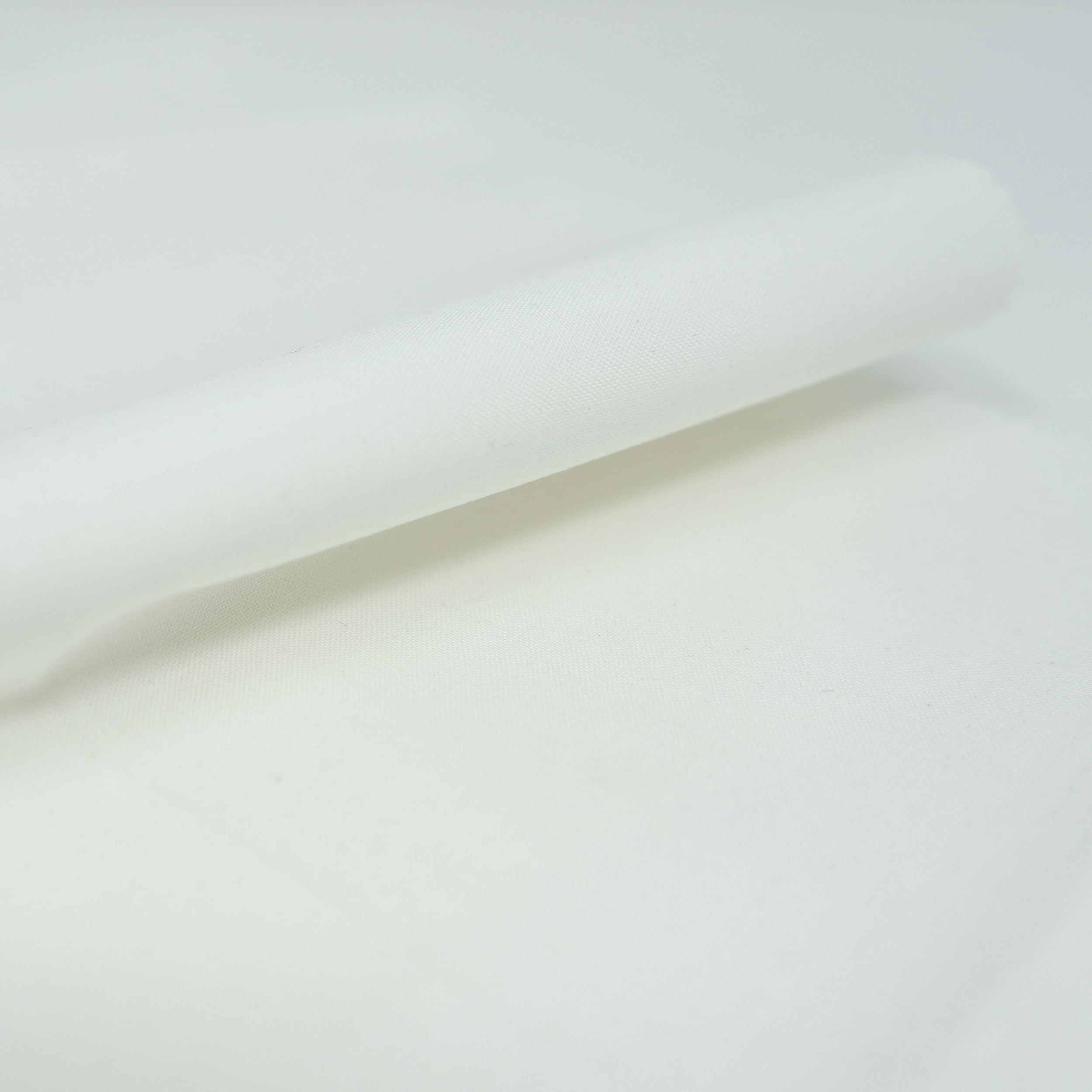Singer 44" X 2 Yd 100% Cotton Sewing & Craft Fabric, Bright White