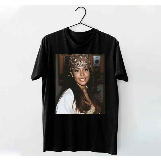 Singer Aaliyah Vintage Unisex TShirt, Aaliyah Legend Shirt, Music RnB ...