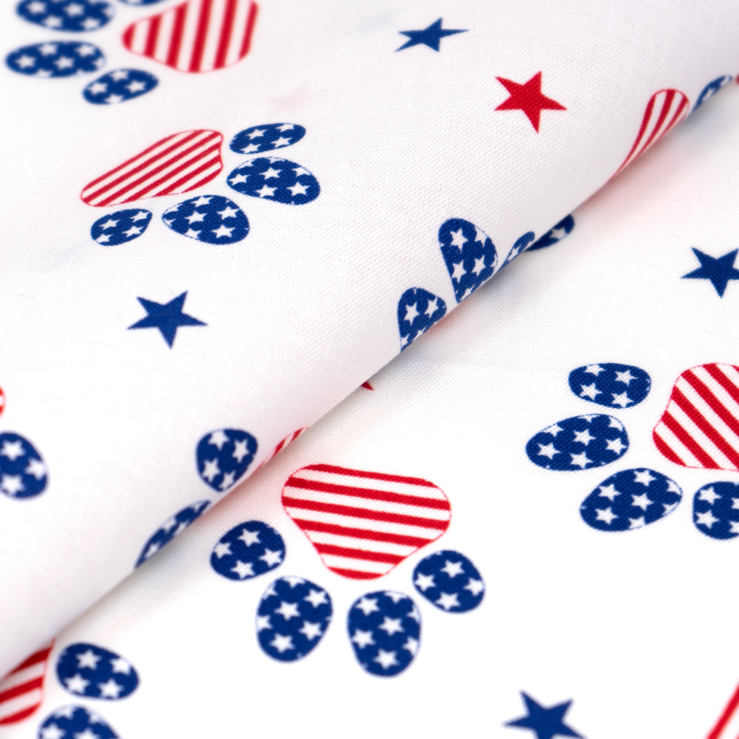 Singer Patriotic Fabric, 100% Premium Cotton 4Th Of July Decoration Blue Red Print Quilting, 108" X 44", Patriotic Paws - 3 Yard Cut
