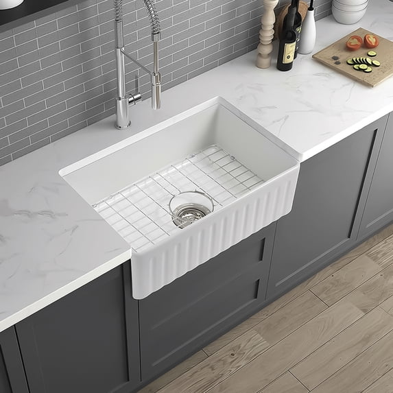 Single Bowl Kitchen Sink - 33 Inch Fireclay Deep Apron Front Kitchen Sink - Premium White Kitchen Sink for Home, Farmhouse (Grid & Strainer Included)