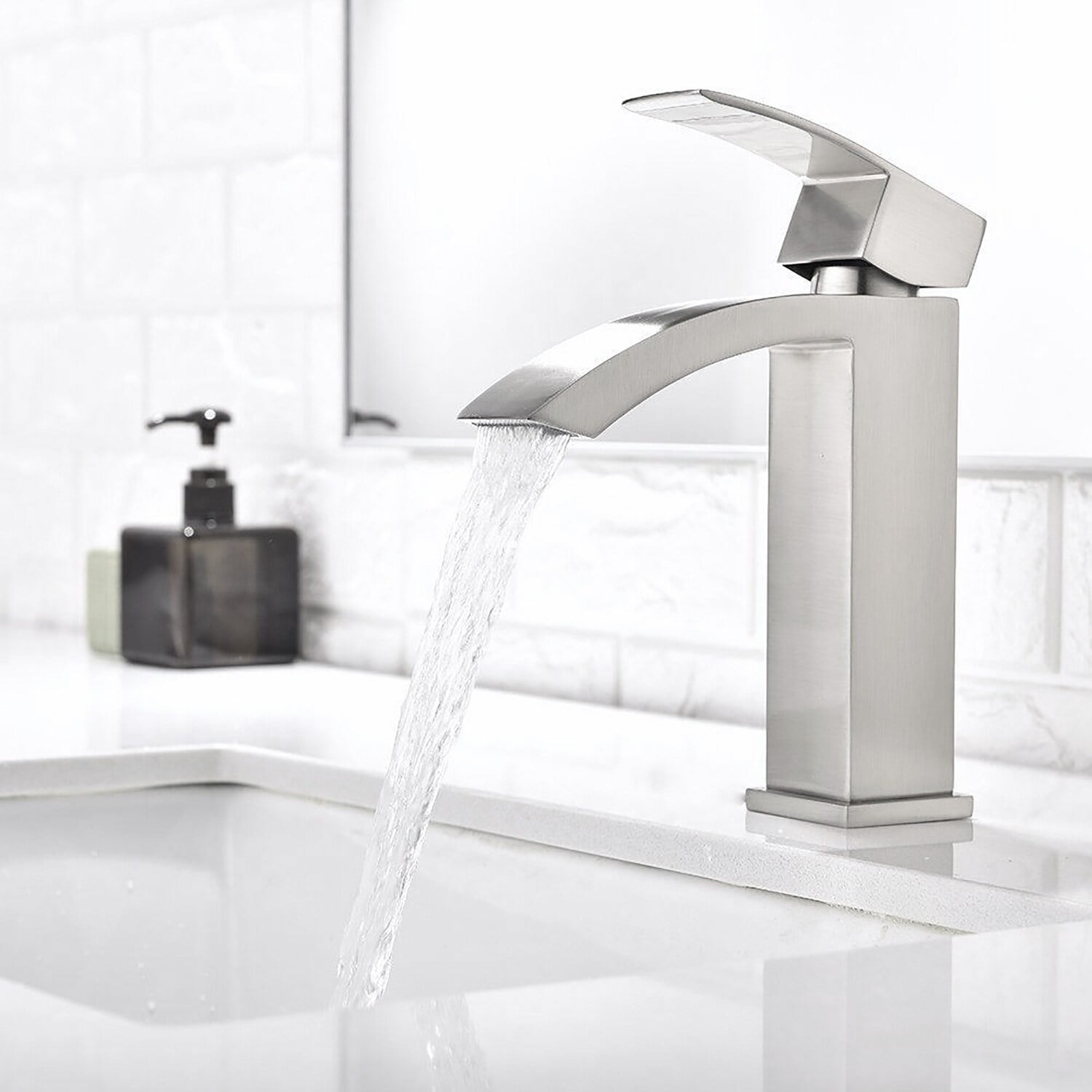 Brushed Nickel Single Handle Bathroom Faucet with Waterfall Spout