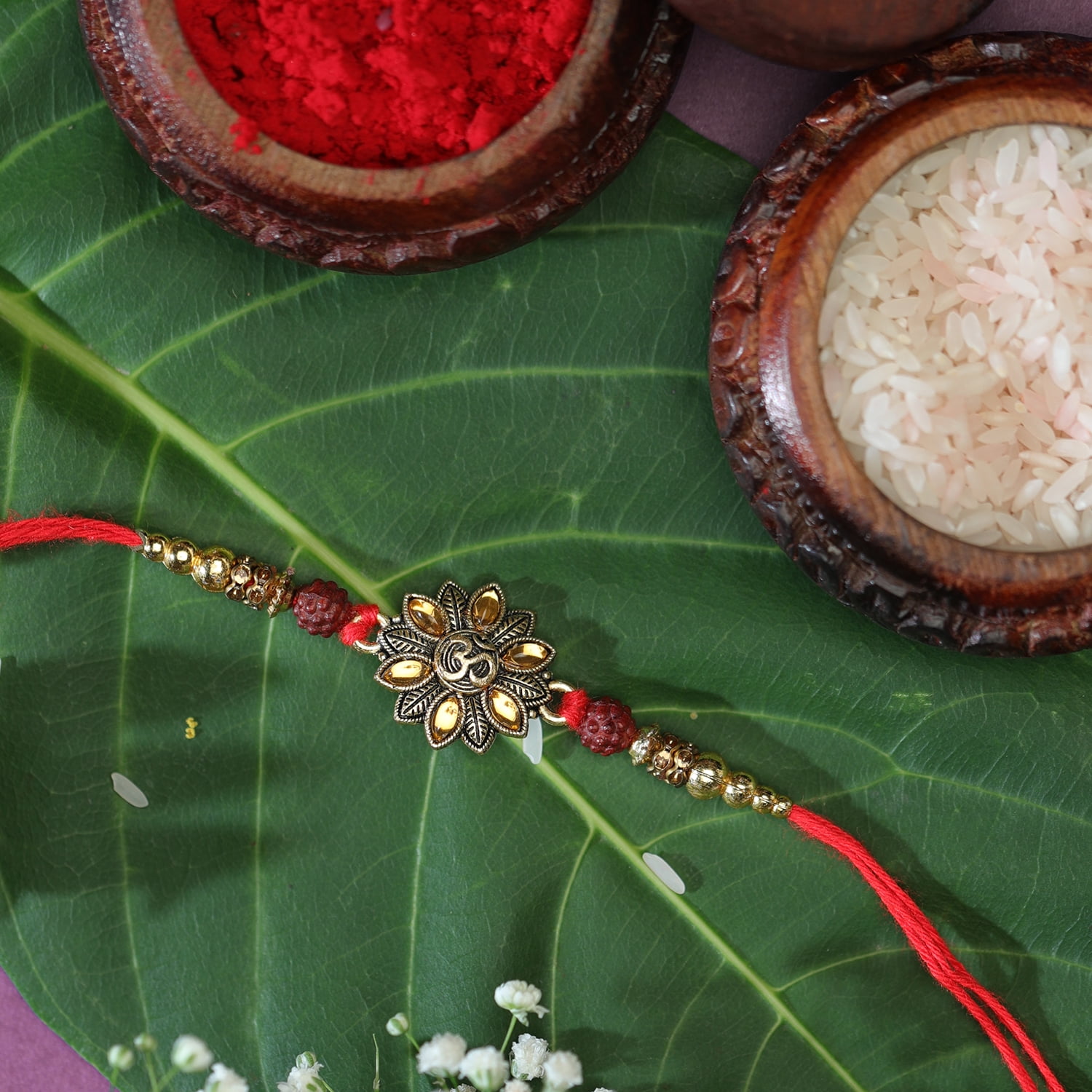 single-rakhi-for-brother-rakhi-thread-bracelet-for-bhai-bhabhi-bhaiya