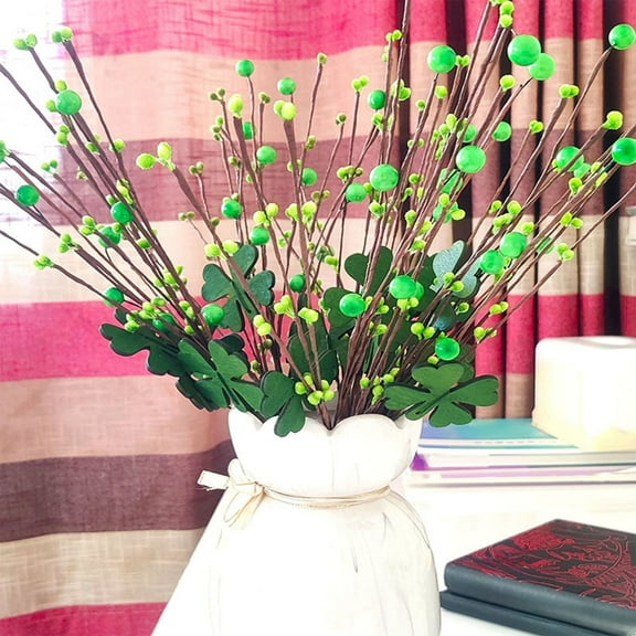 Single Simulated Four-Leaf Clover Stem A Hand-Rolled Decoration For St. Patrick’s Day Vibe And Layout