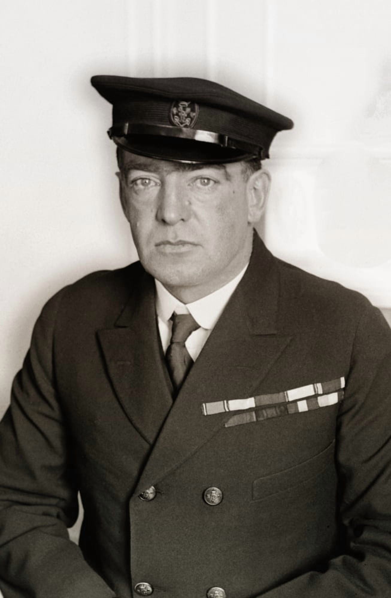 Sir Ernest Henry Shackleton 1874 Canvas Art - Ken Welsh Design Pics (22 x 34)