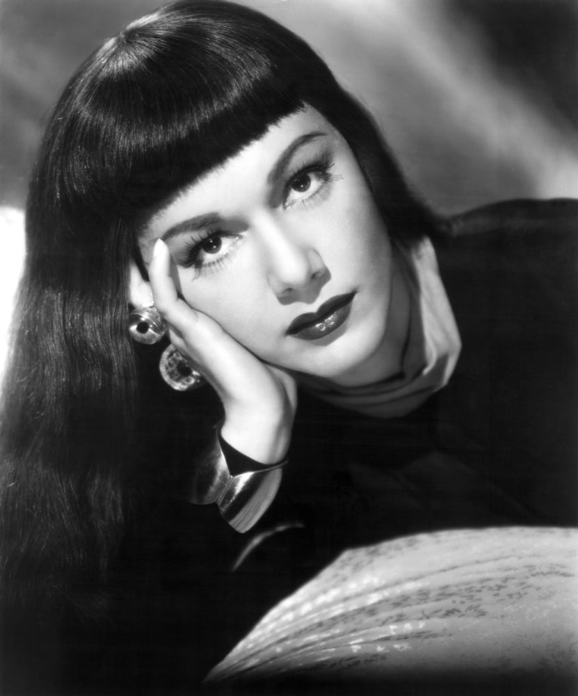 Siren Of Atlantis Canvas Art - (16 x 20)