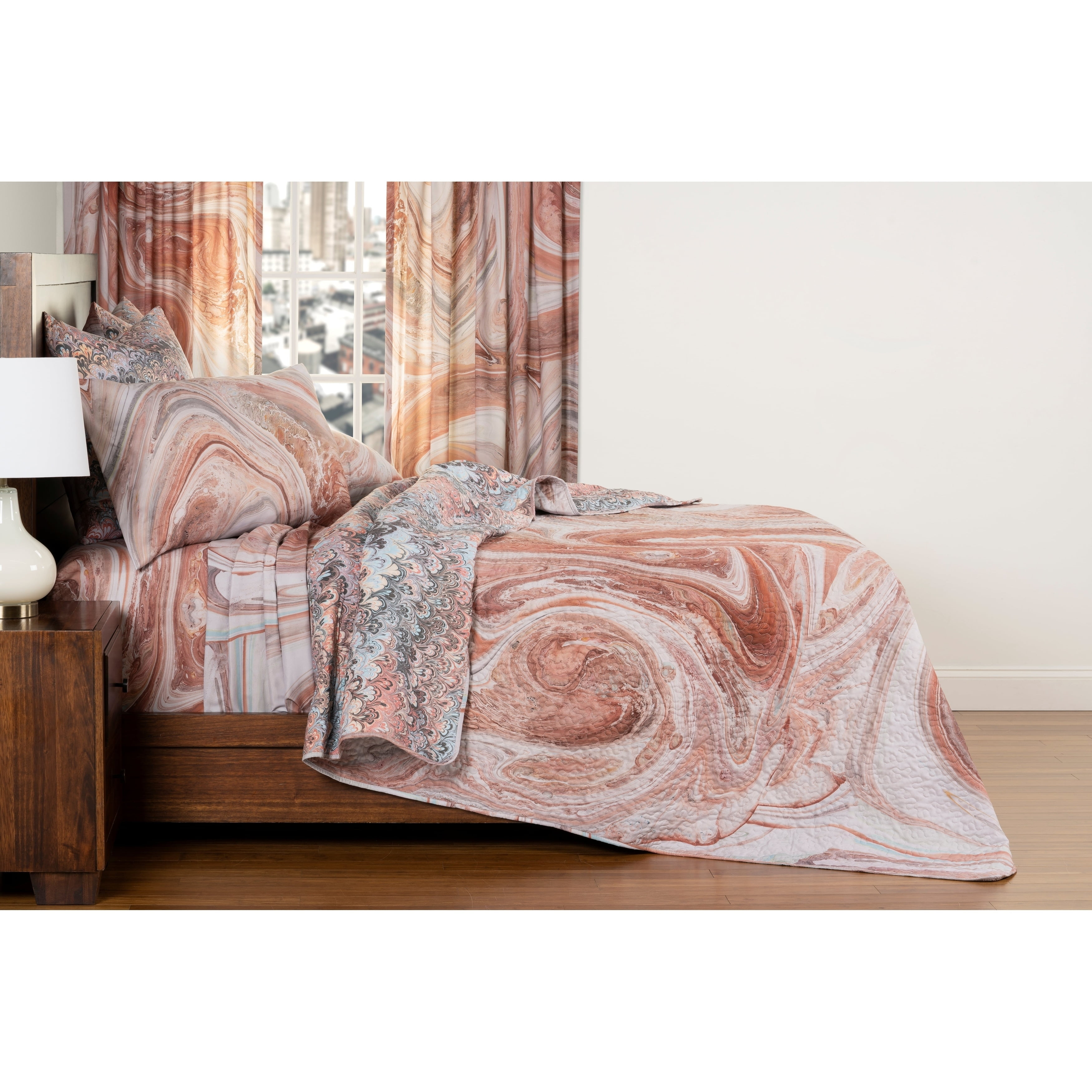 King Size Reversible Microfiber Quilt in Abstract Design