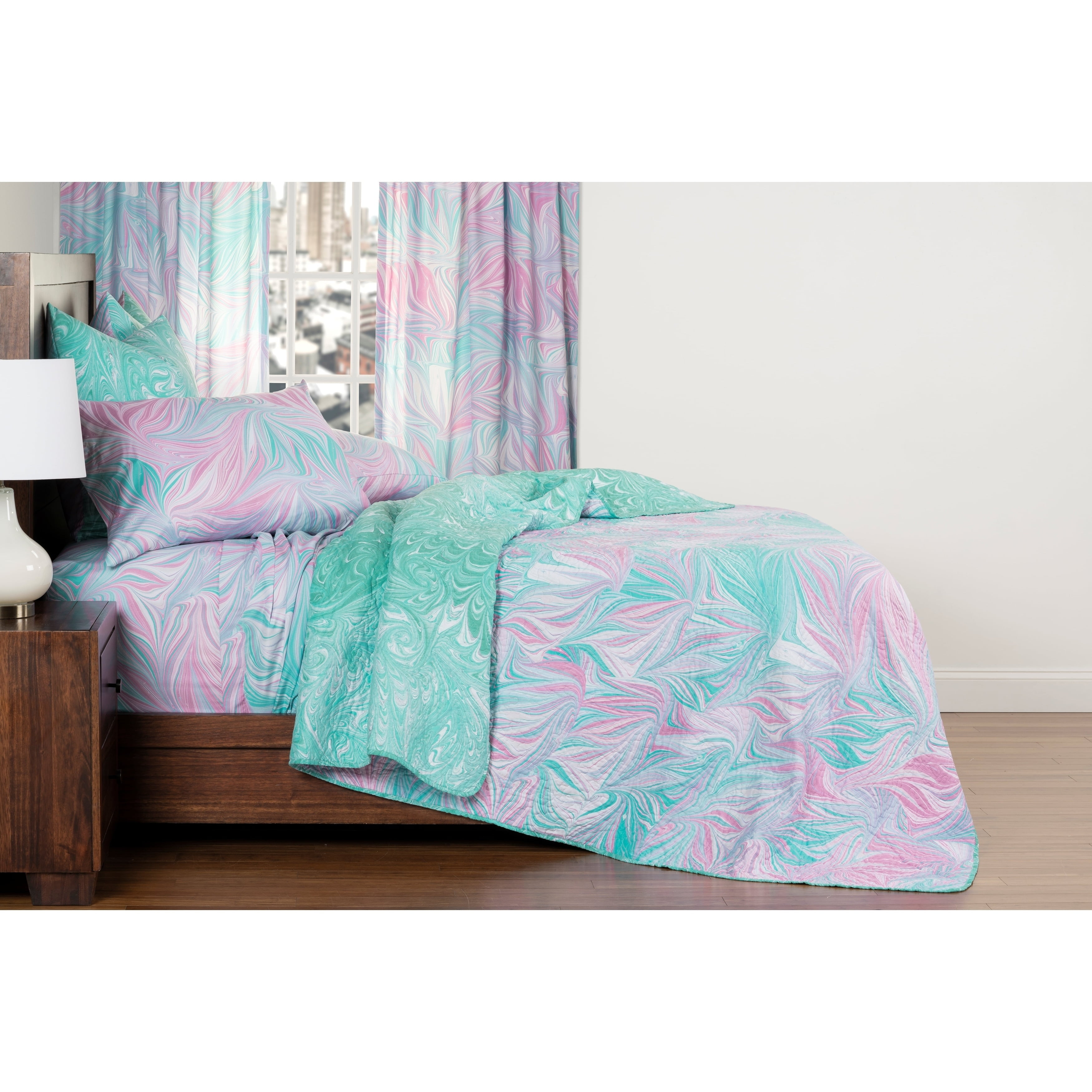 King Size Pink and Turquoise Reversible Microfiber Quilt